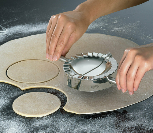 Küchenprofi Ravioli/Pierogi/Dumpling Press - Thumbnail 3
