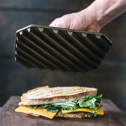 Cast iron panini press. (Bottom pan is a grill pan) : r/castiron