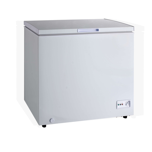 KCCF073WS Kelvinator 7 Cu. ft. Solid Top Chest Freezer