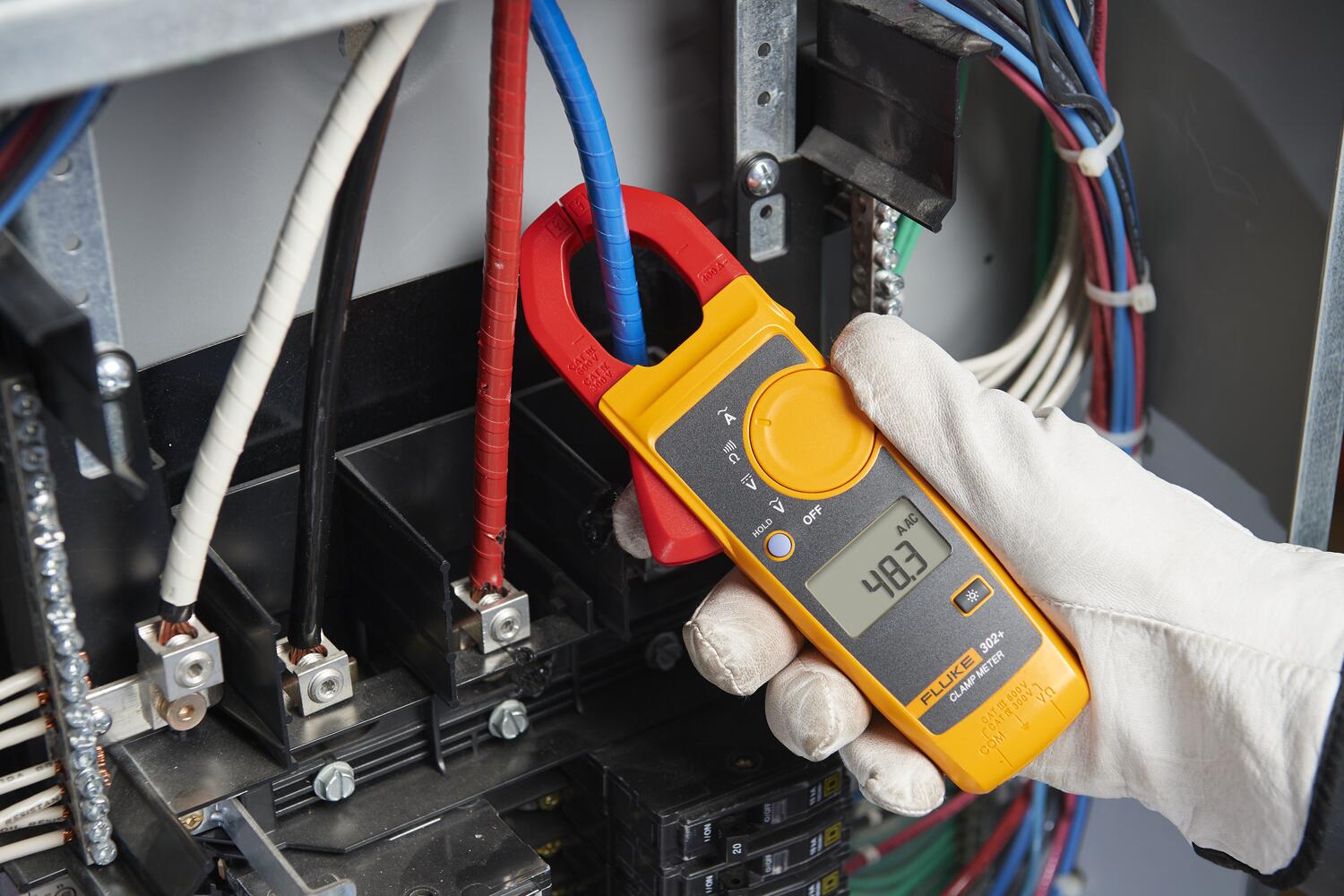 FLUKE-302+-R FLUKE FLUKE 302+ 400A AC TRUE RMS CLAMP METER, RETAIL