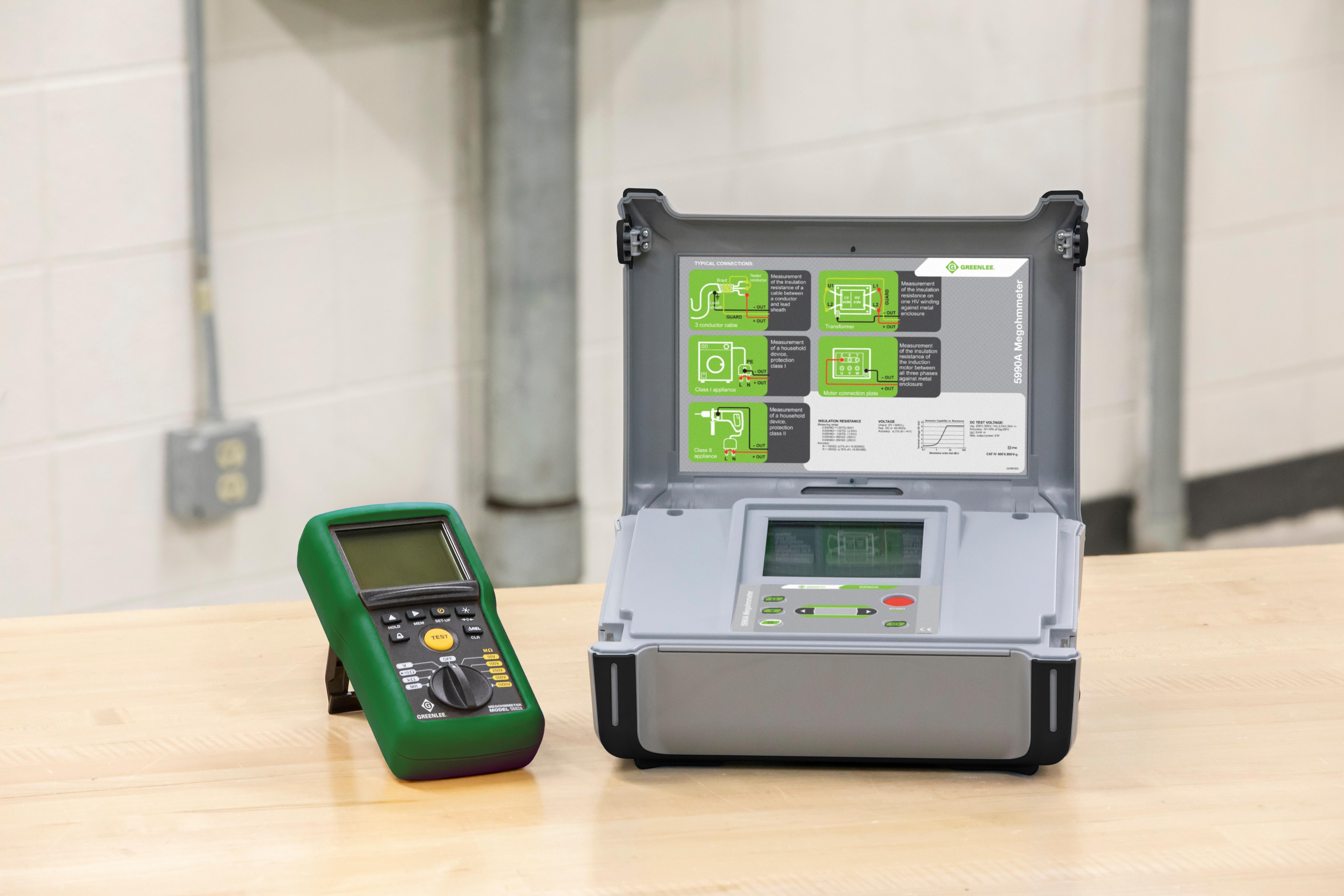 5882A GREENLEE MEGOHMMETER, 1KV DIG/ANA LITE ALARM