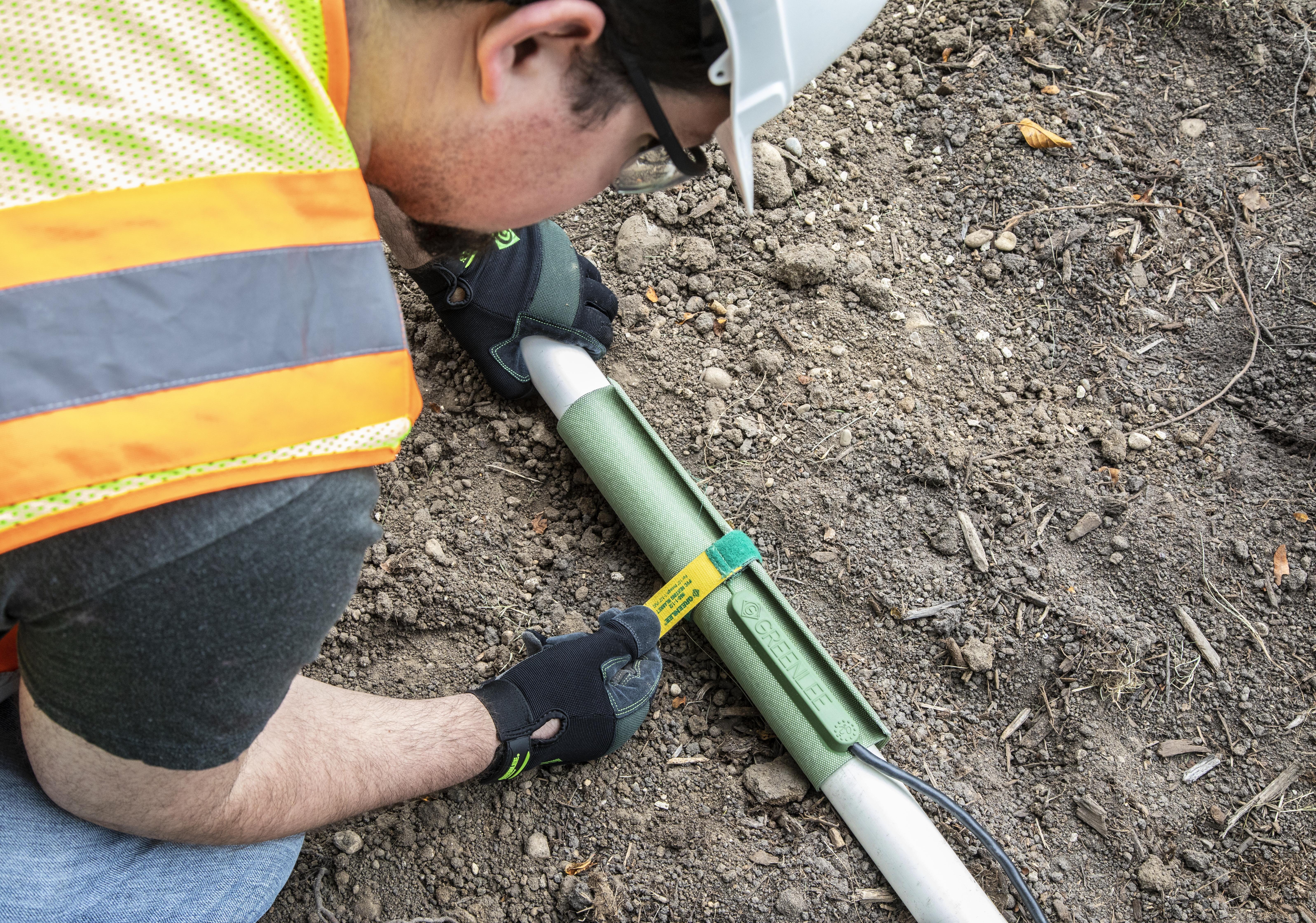 860-3 GRE PVC HEAT BLANKET 2-3