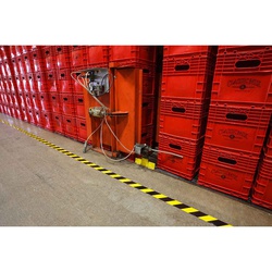 104317 BRADY 2 IN X 100 FT B514 BLK/YLW FLOOR TAPE 75447316095