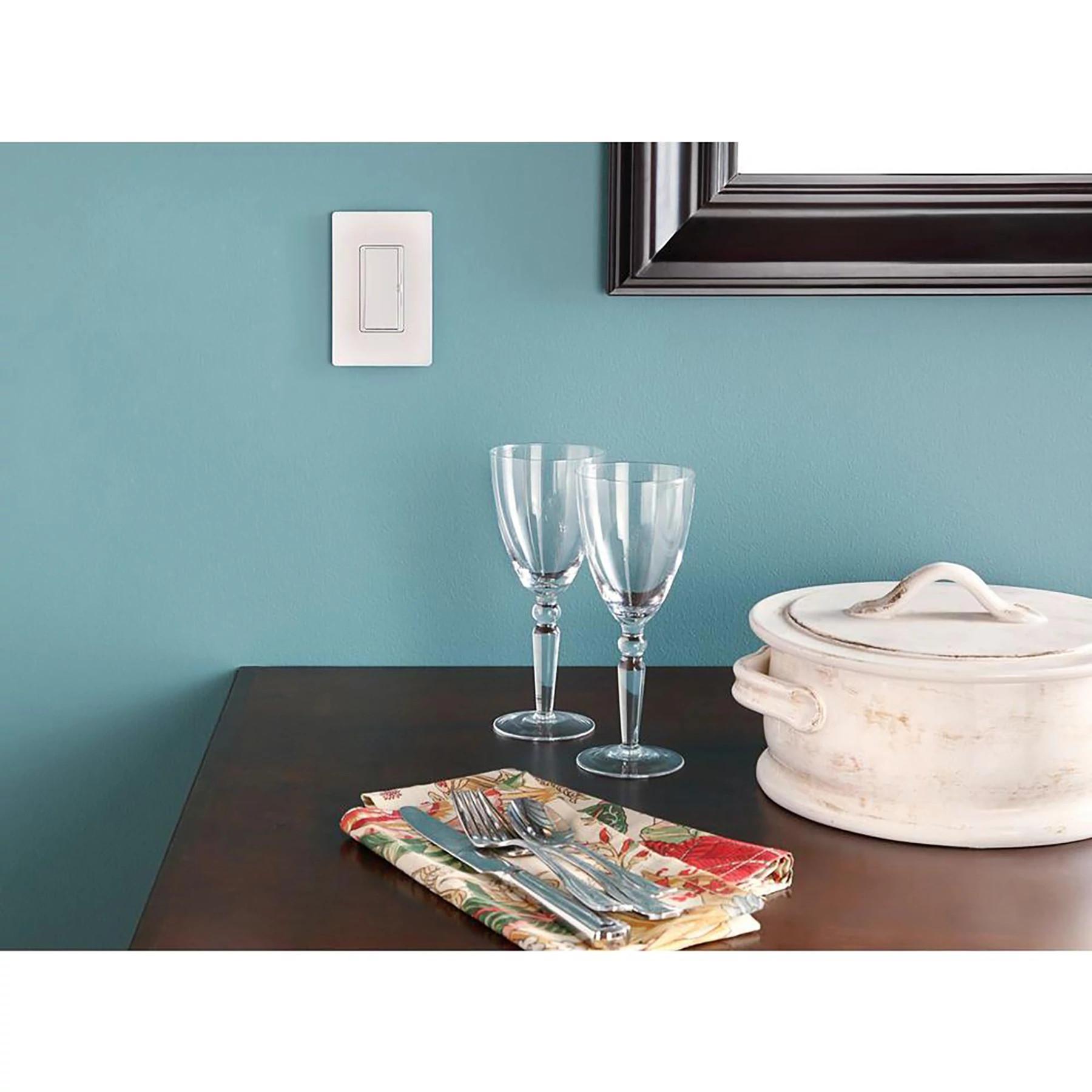 SC-1-BW LUTRON SATIN WALLPLATE BW
