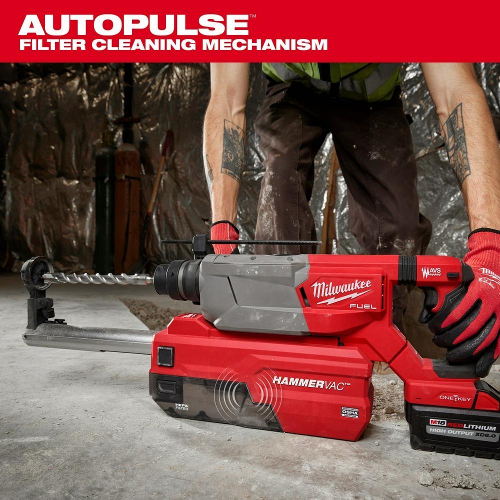 2916-DE MILWAUKE 1-1/4" D-HANDLE DUST EXTRACTOR