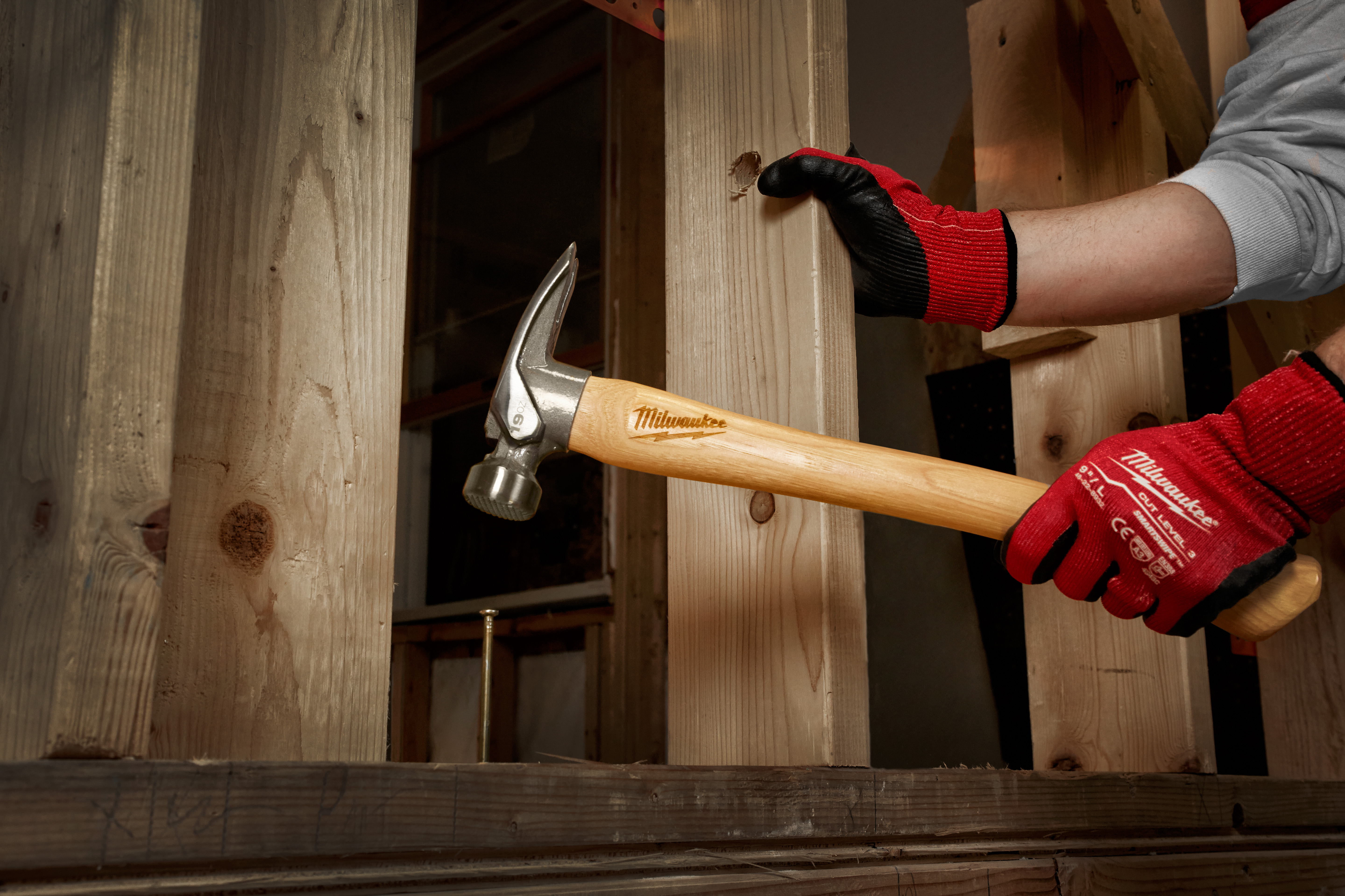 MILWAUKEE 48-22-9419 MILLED FACE FRAMING HAMMER