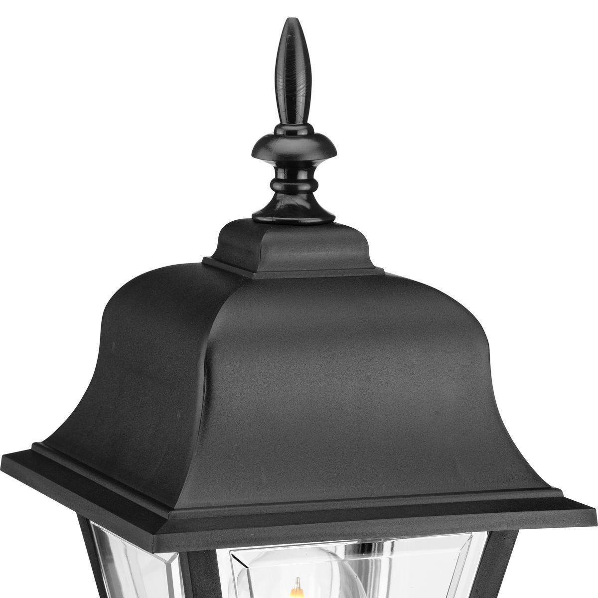 P5456-31 PRO 1-100w MED POST LANTERN
