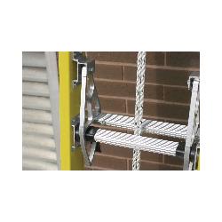 D7124-2 24' FIBERGLASS LADDER WERNER TYPE IAA 375LB