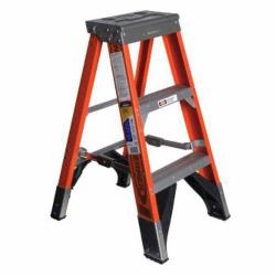 7403 WERNER FIBERGLASS PLATFORM TWIN STEPLADDERS