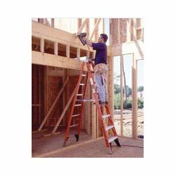 7403 WERNER FIBERGLASS PLATFORM TWIN STEPLADDERS