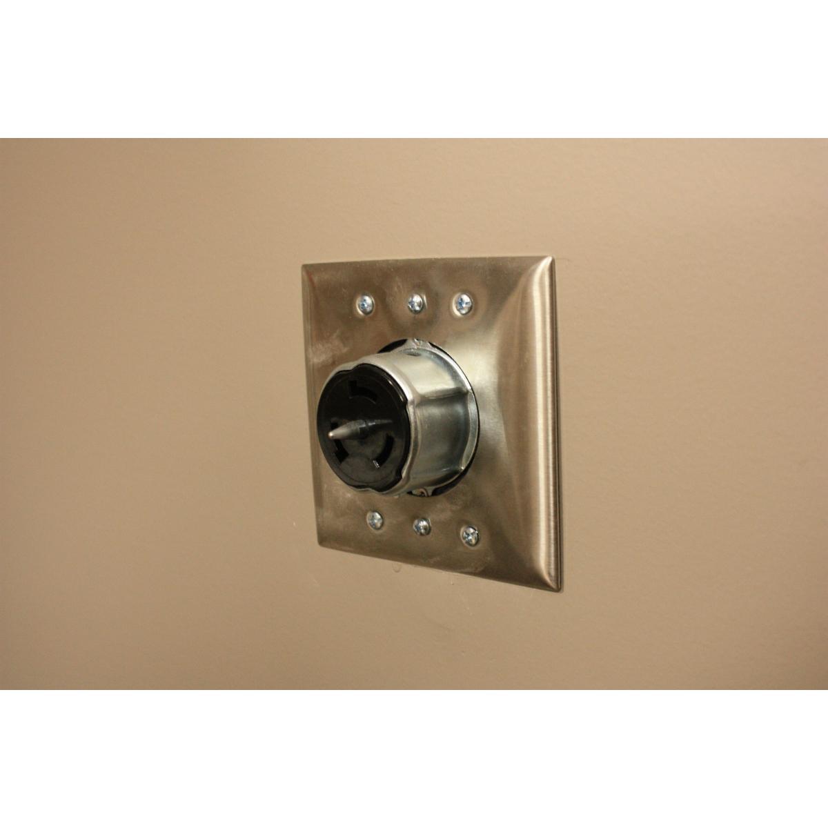 CS8369 HUB 3P-4W 50A 250V RECPT..