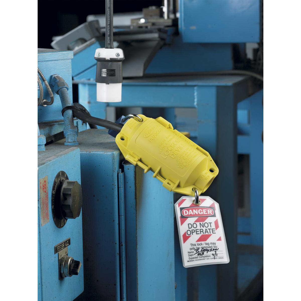 HLD HUB YELLOW LOCKOUT DEVICE 20-30 AMP TL PLUG DEV