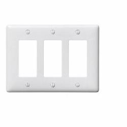 NPJ263W HUBBELL WALLPLT, M-SIZE 3G, 3) RECT, WH ZZZZ