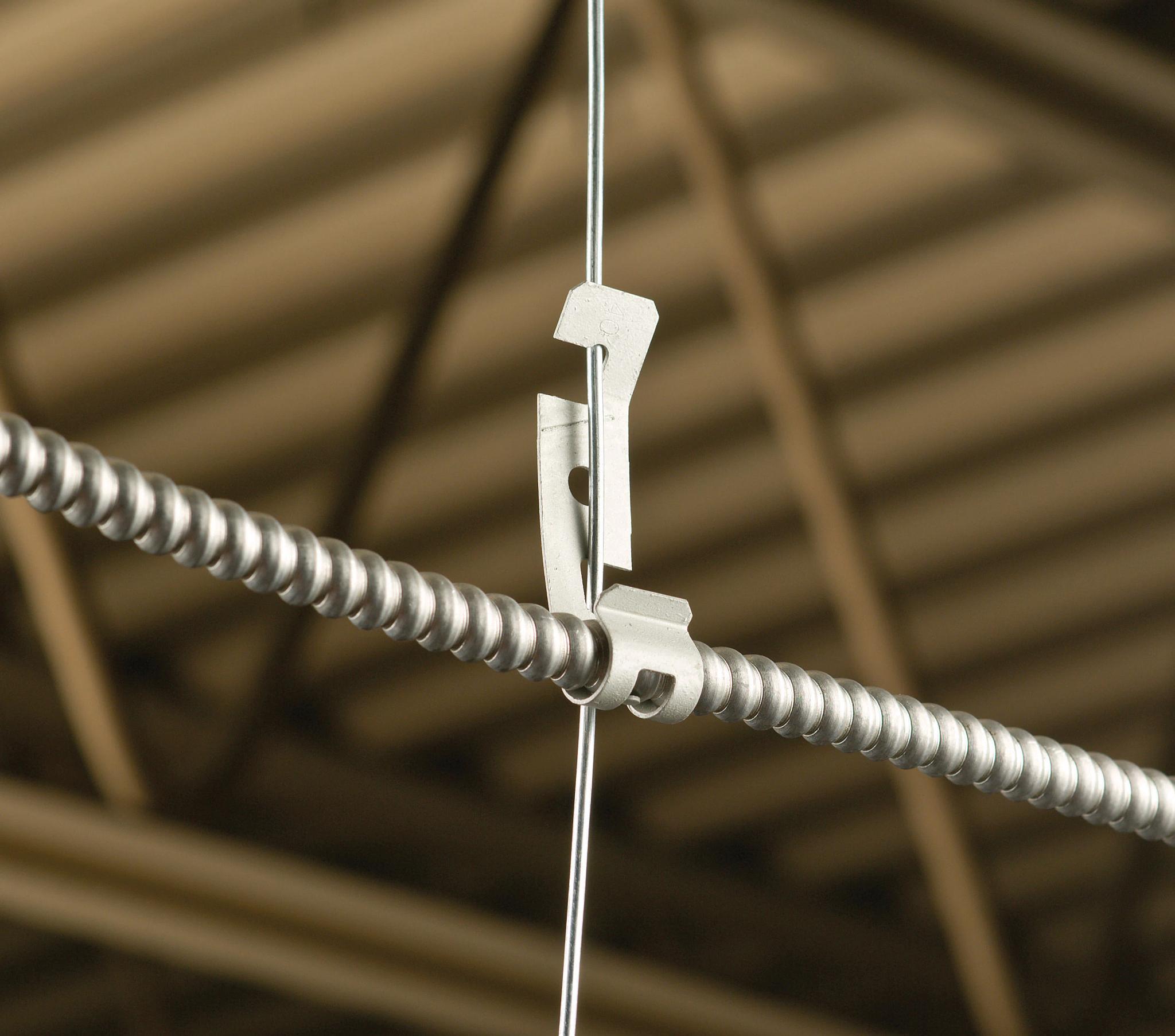 PCS1 CDY MC/AC STRAP TO DROP WIRE 14/2-12/3G TO 8-12 WIRE..