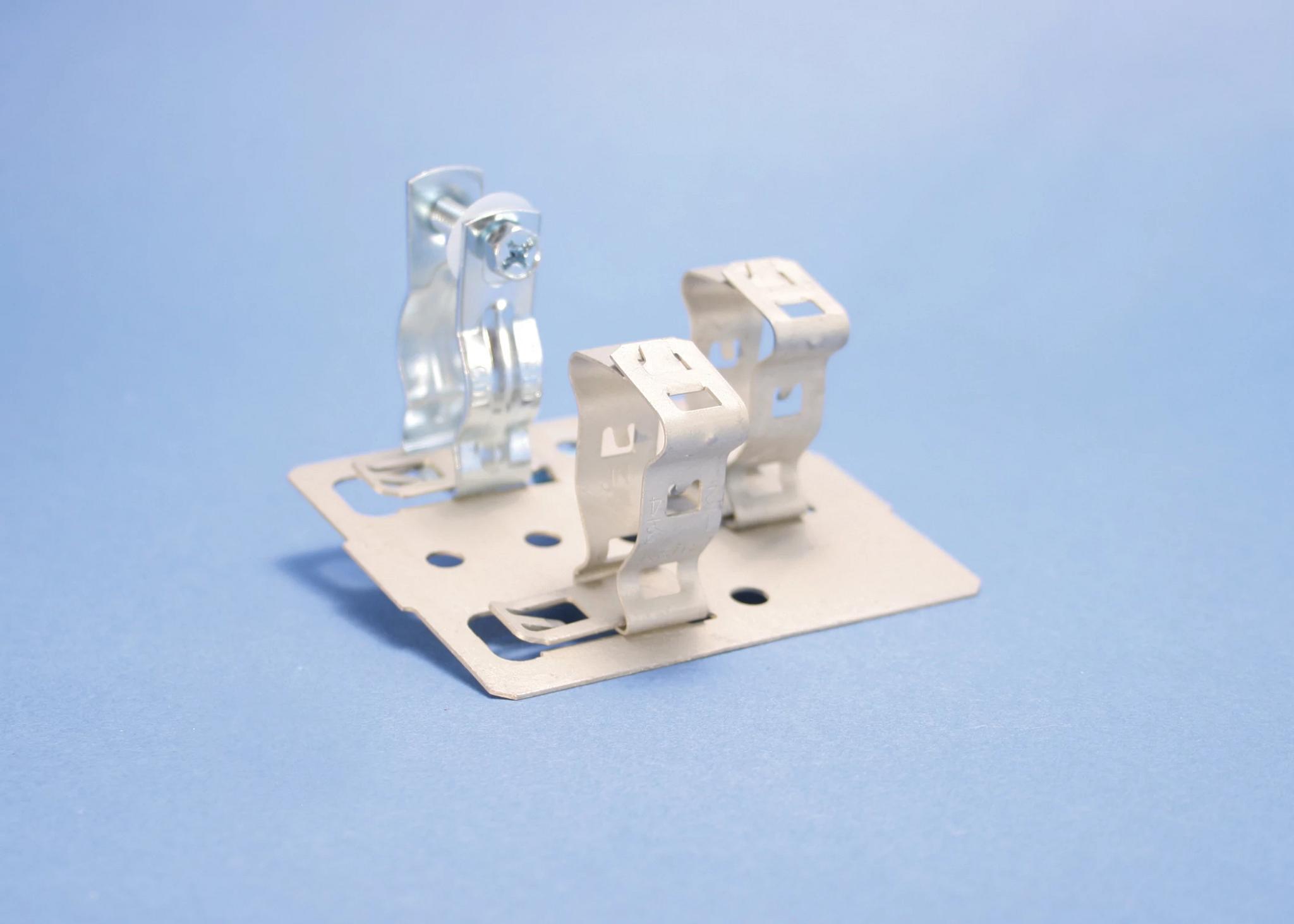 B18SBT18 ERICO SUPPORT,BOX,WITH SBT18 FOR MULTI CONDUIT RUNS 78285658715 25/CASE
