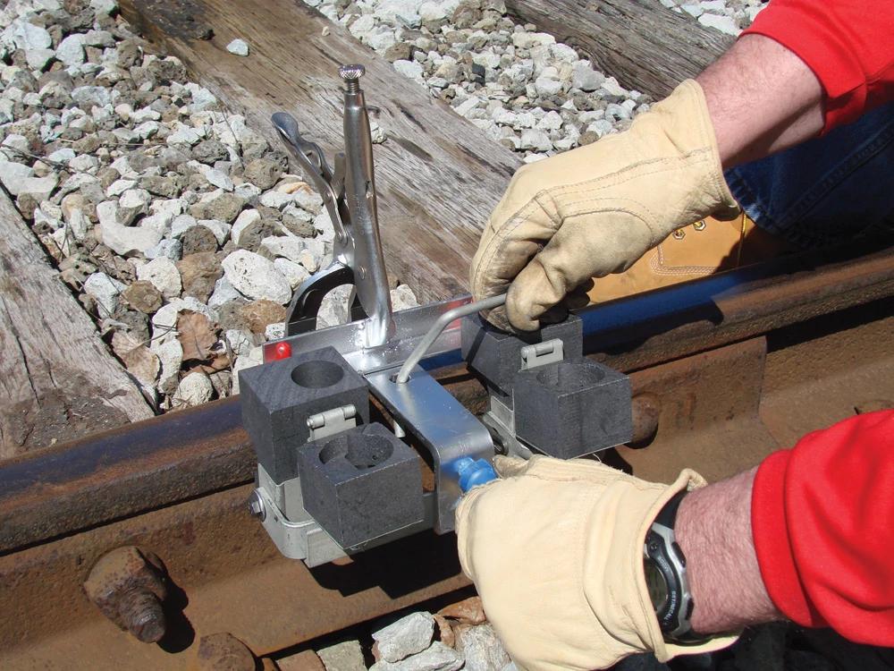 B136B ERICO SLAG REMOVAL SPADE, #90 W/M AND LARGER