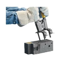 L159 ERICO EASY CHANGE HANDLE CLAMP FOR MOLDS D,F,Z