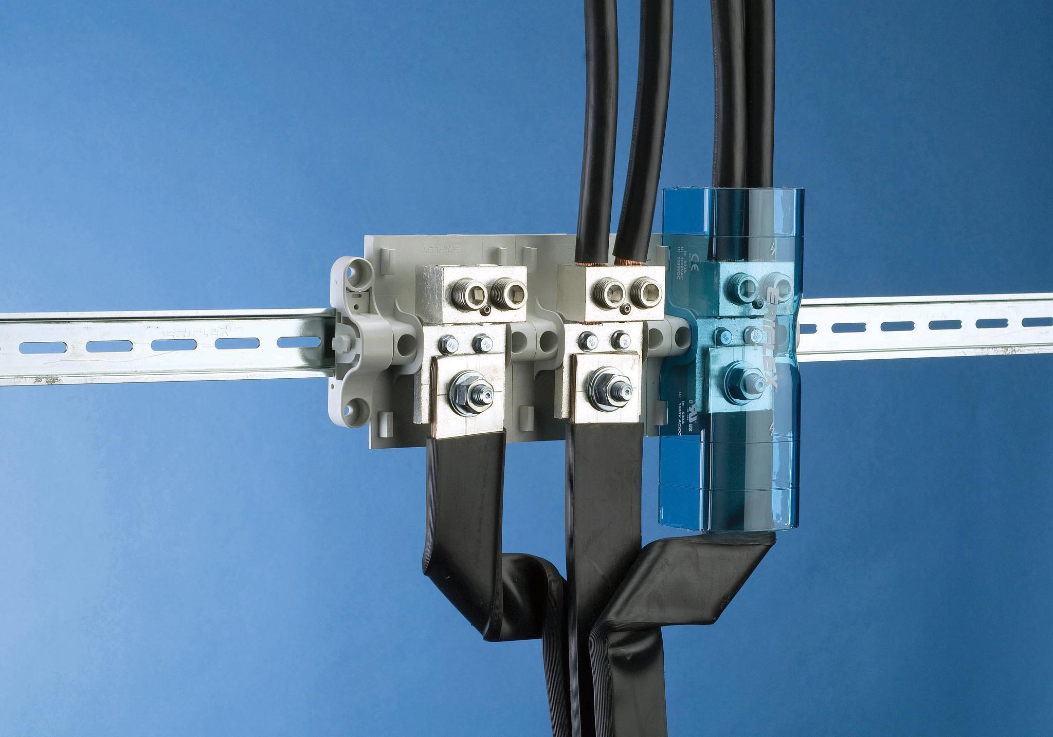 561144 ERICO BLOCK,SPLICE,500AMP,LUG, TUNNEL