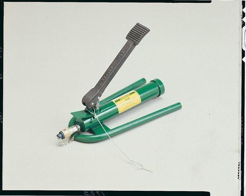 1725 GRE HYD FOOT PUMP