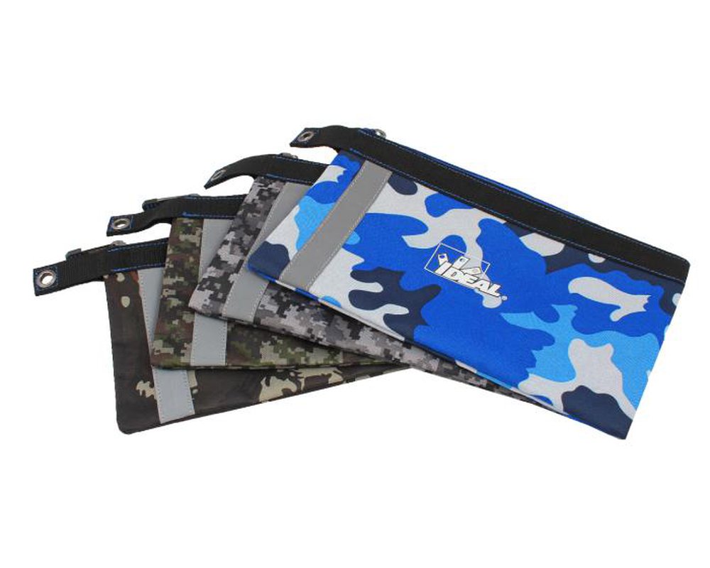 37-060 IDEAL CAMO ZIPPER POUCH