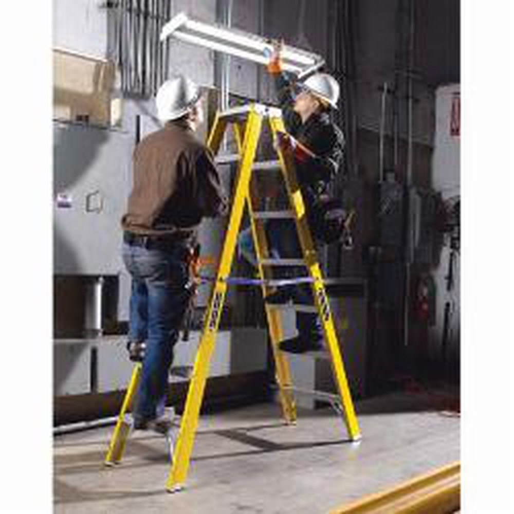 FM2006 LOU 6FT FIBERGLASS STEP