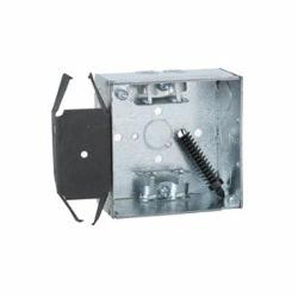 243 RAC CLBOX 4SQ X BOX-LOC BRKT