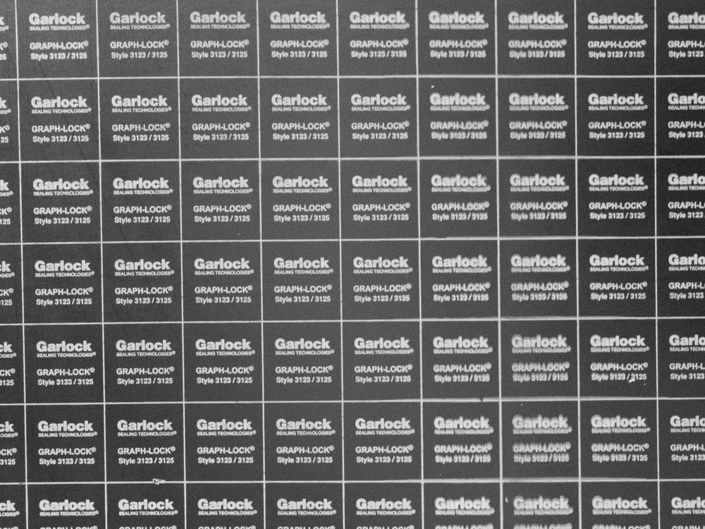 31255-7133 3123-3125 LAM-BRD GRAPH-LOCK .120" X 60" X 60"