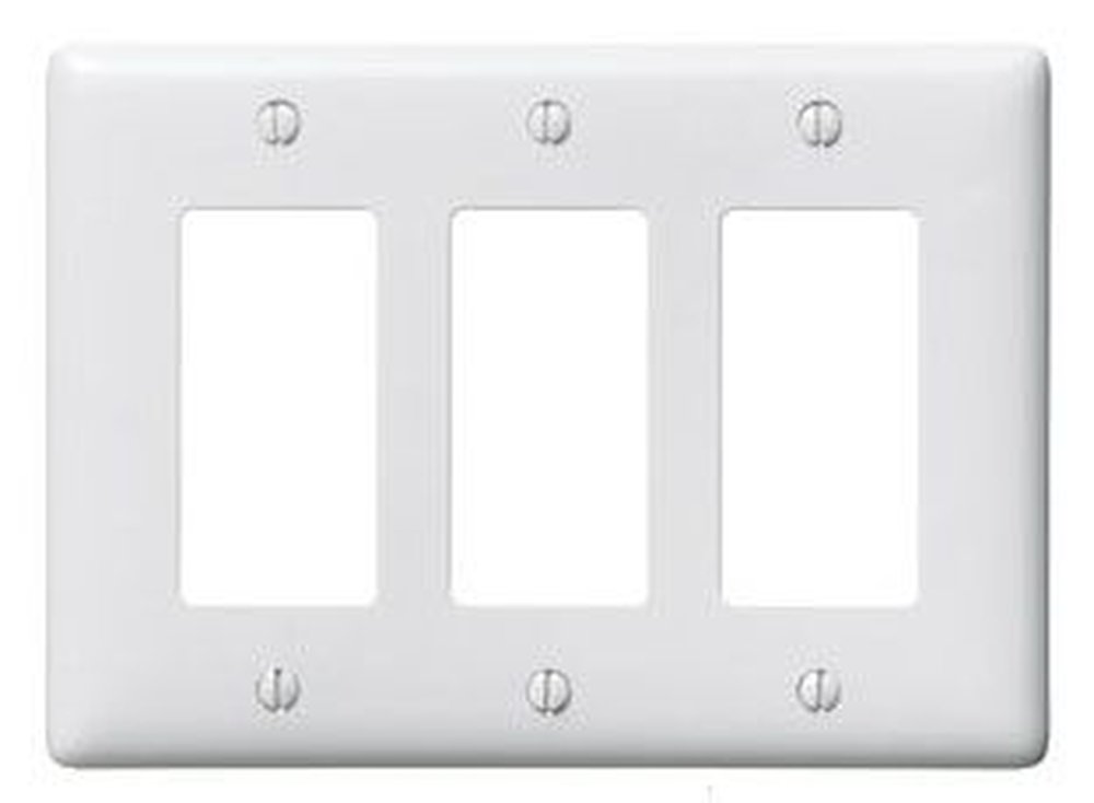 NP263W HUBBELL WALLPLATE 3-G 3)