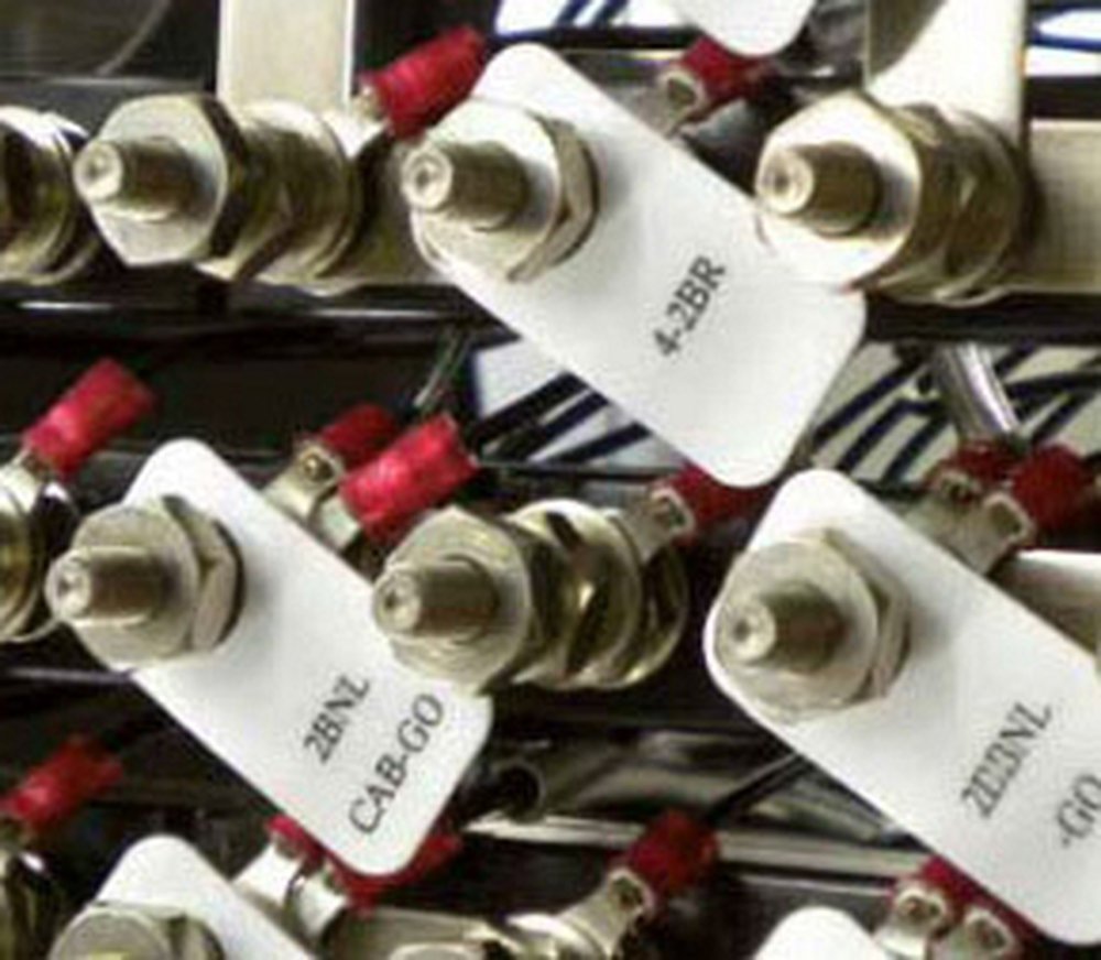 48300-HF CEMBRE WHT DOG TAG